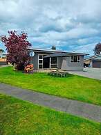 Lakeside Motel & Apartments