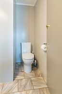 Lakeside Motel & Apartments