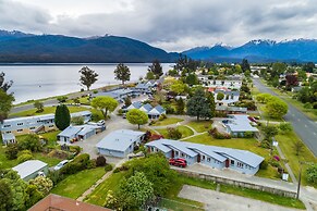 Lakeside Motel & Apartments