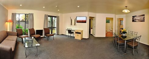 Chancellor Motor Lodge & Conference Centre