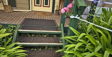 Abelia Cottage of Daylesford Botanical