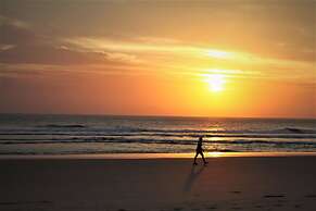 Pacific Palms Motor Inn