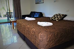 Pacific Palms Motor Inn