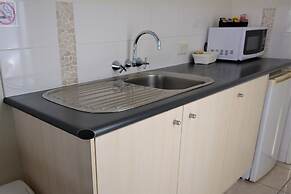 Pacific Palms Motor Inn