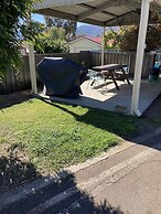 Golden Grain Motor Inn