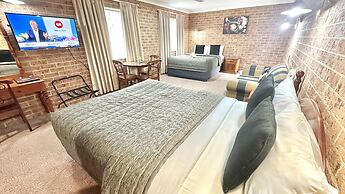 Golden Grain Motor Inn