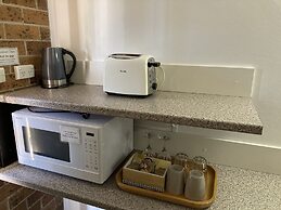 Golden Grain Motor Inn