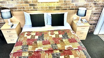 Golden Grain Motor Inn