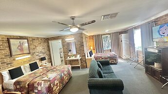 Golden Grain Motor Inn