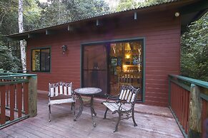 Springbrook Lyrebird Retreat