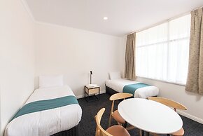 Glenelg Motel