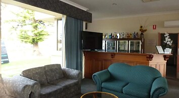 Glenelg Motel