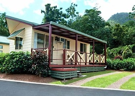 Cairns Crystal Cascades Holiday Park