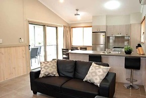 Cairns Crystal Cascades Holiday Park