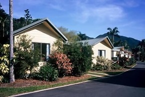 Cairns Crystal Cascades Holiday Park