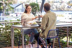 Pippi's At The Point