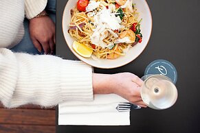 Pippi's At The Point