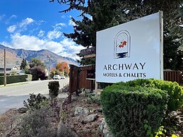 Archway Motel & Chalets