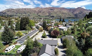 Archway Motel & Chalets