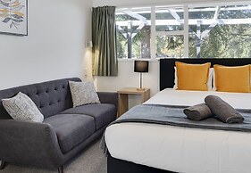 Archway Motel & Chalets