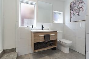 Archway Motel & Chalets