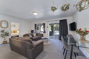 Archway Motel & Chalets