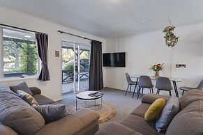 Archway Motel & Chalets