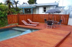 Utuhina Hot Springs Lodge