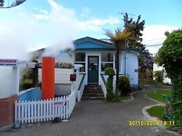 Utuhina Hot Springs Lodge