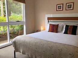 Valley Farm Vineyard Cottages