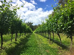 Valley Farm Vineyard Cottages