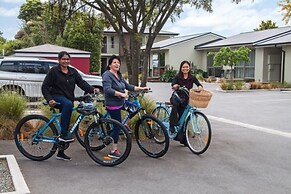 Tower Junction Motor Lodge