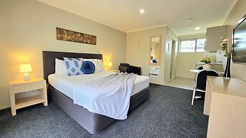 Tower Junction Motor Lodge