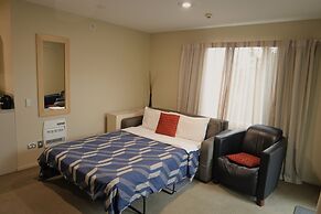 Tower Junction Motor Lodge