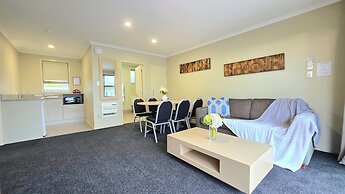 Tower Junction Motor Lodge