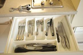 Tower Junction Motor Lodge