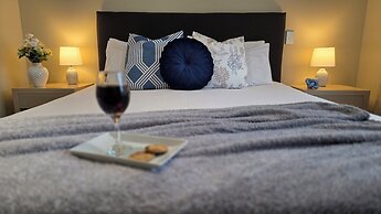 Tower Junction Motor Lodge