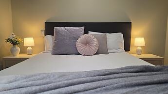 Tower Junction Motor Lodge