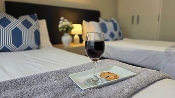 Tower Junction Motor Lodge