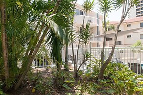 Costa D'ora Apartments