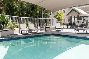 Costa D'ora Apartments