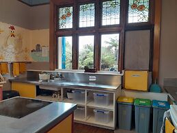 Noah's Ark Backpackers