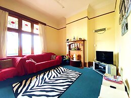 Noah's Ark Backpackers