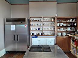 Noah's Ark Backpackers