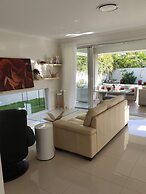 White Shells Luxury Apartments