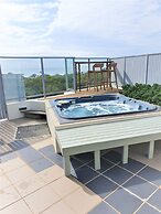 White Shells Luxury Apartments