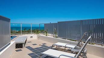 White Shells Luxury Apartments