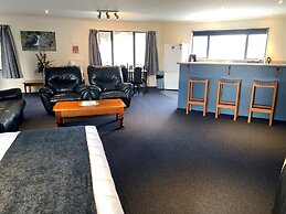 Haast River Motels & Holiday Park