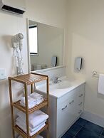 Haast River Motels & Holiday Park