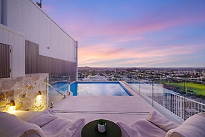 Elouera Tower Beachfront Apartments